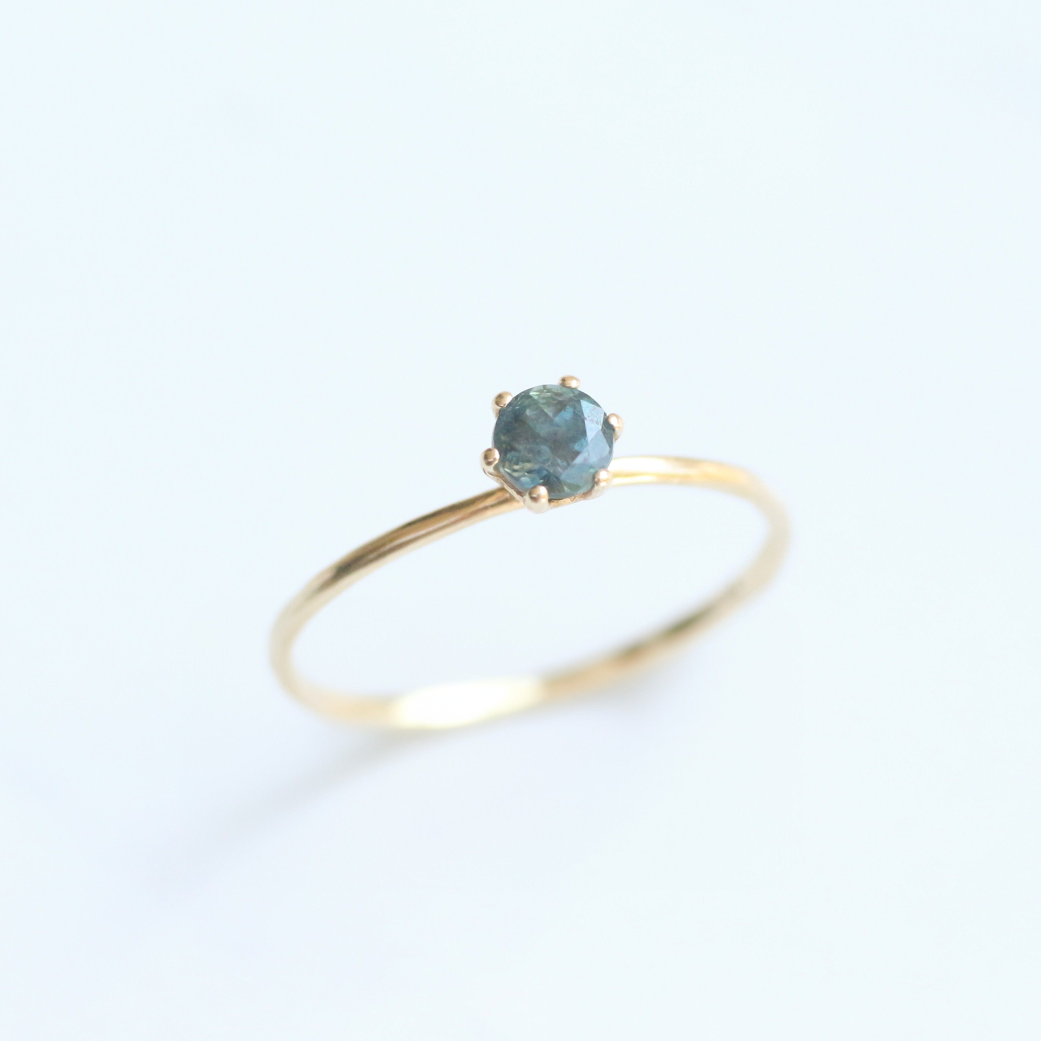 Royal Sapphire ring 14k gold