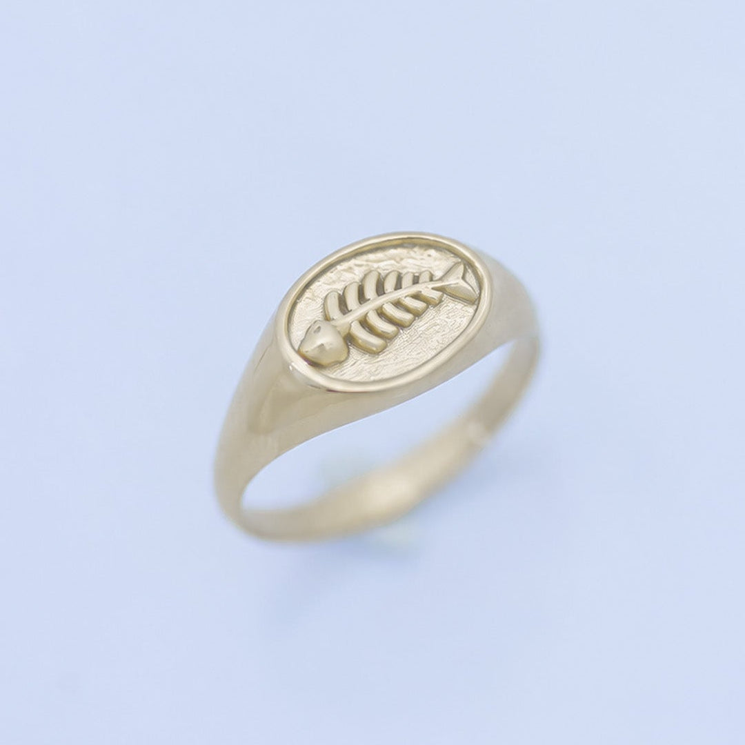 Fishbone Signet Ring in 14K Gold