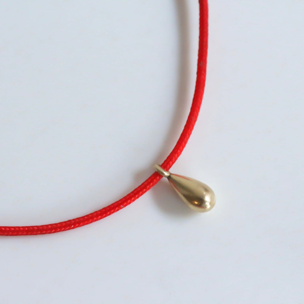 Lucky Charm Red String Bracelet 14k gold