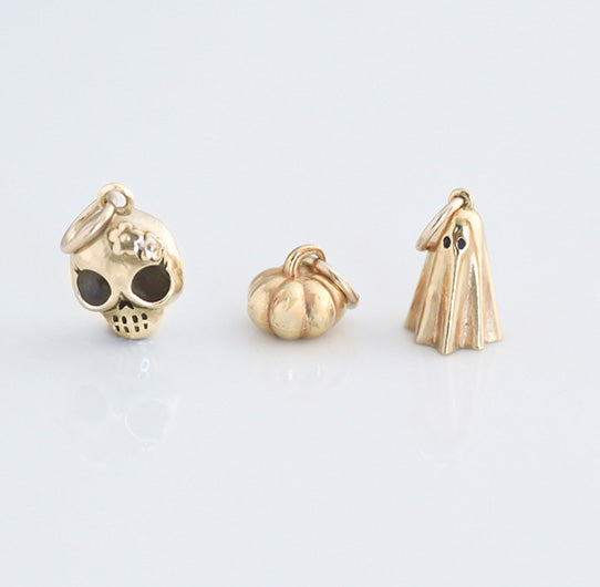 Ghostie Charm 14k gold