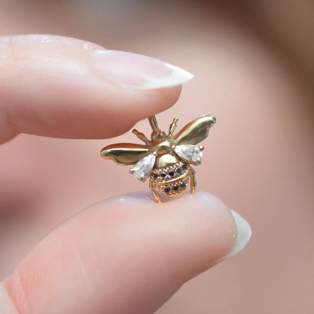 Bee Diamond Pendant 14k gold