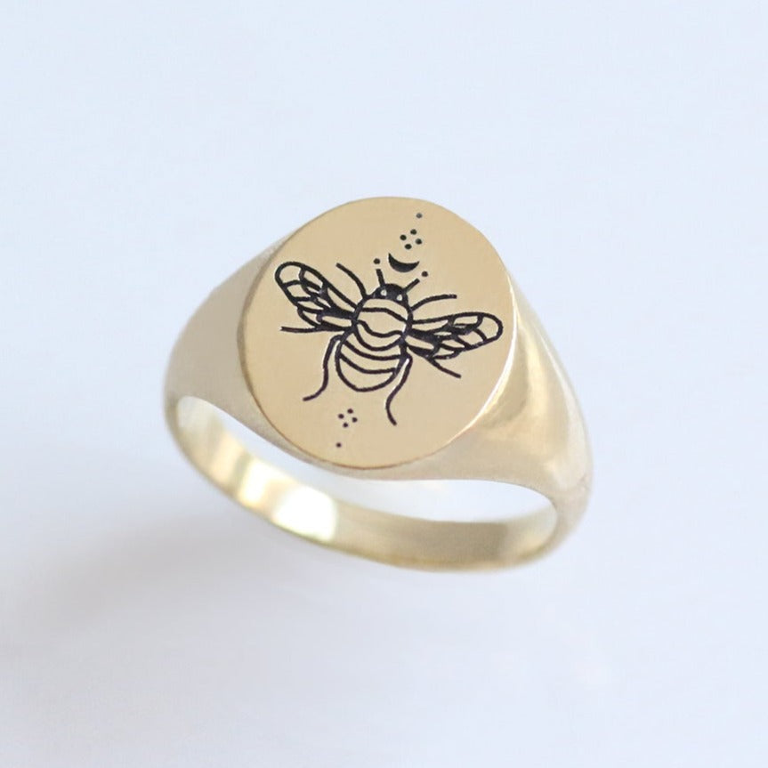 Bee Signet Ring 14k gold
