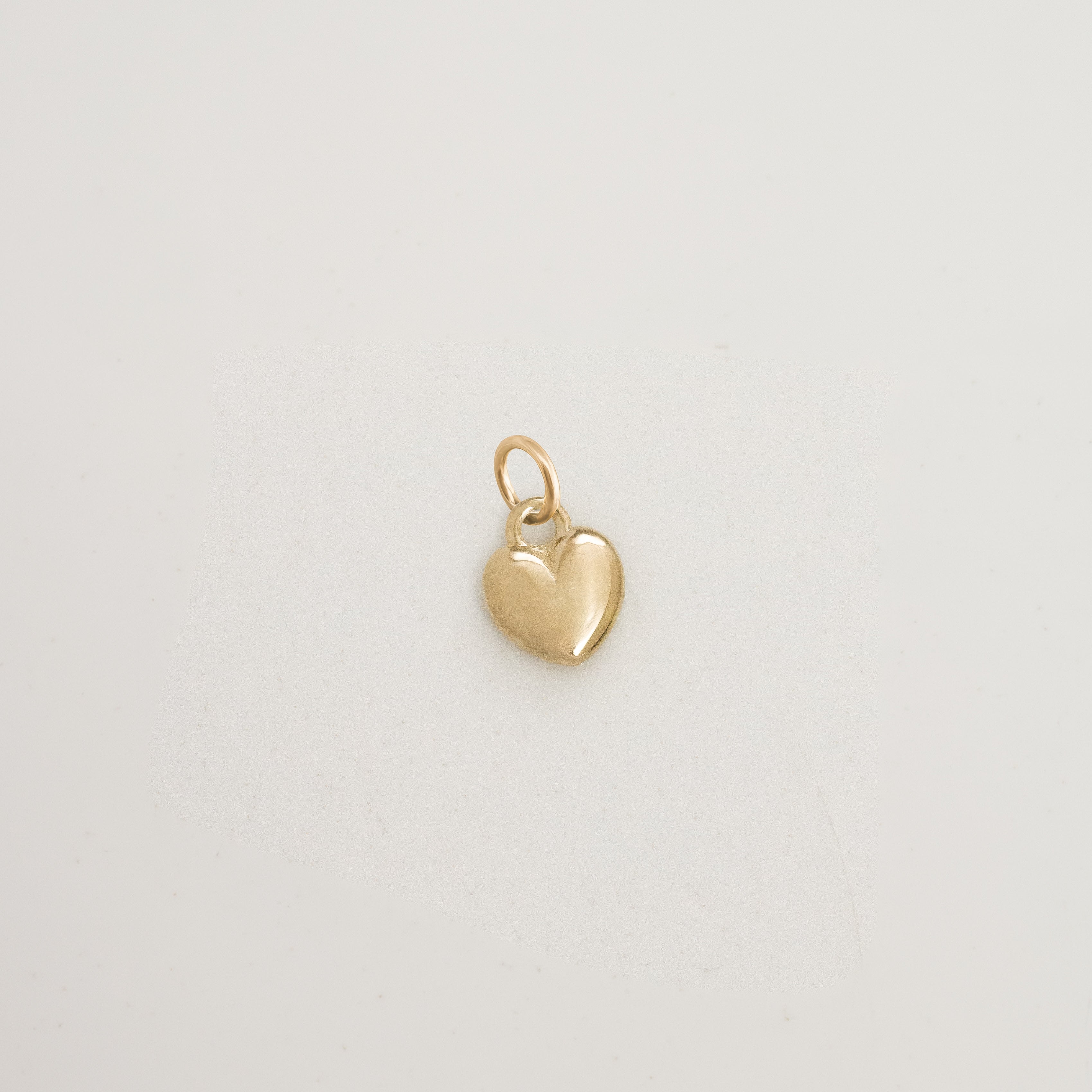 Heart mini charm 14k gold