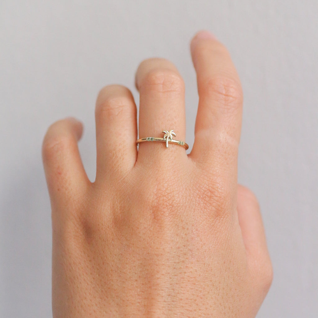 Palm Tree Emerald ring 14k gold
