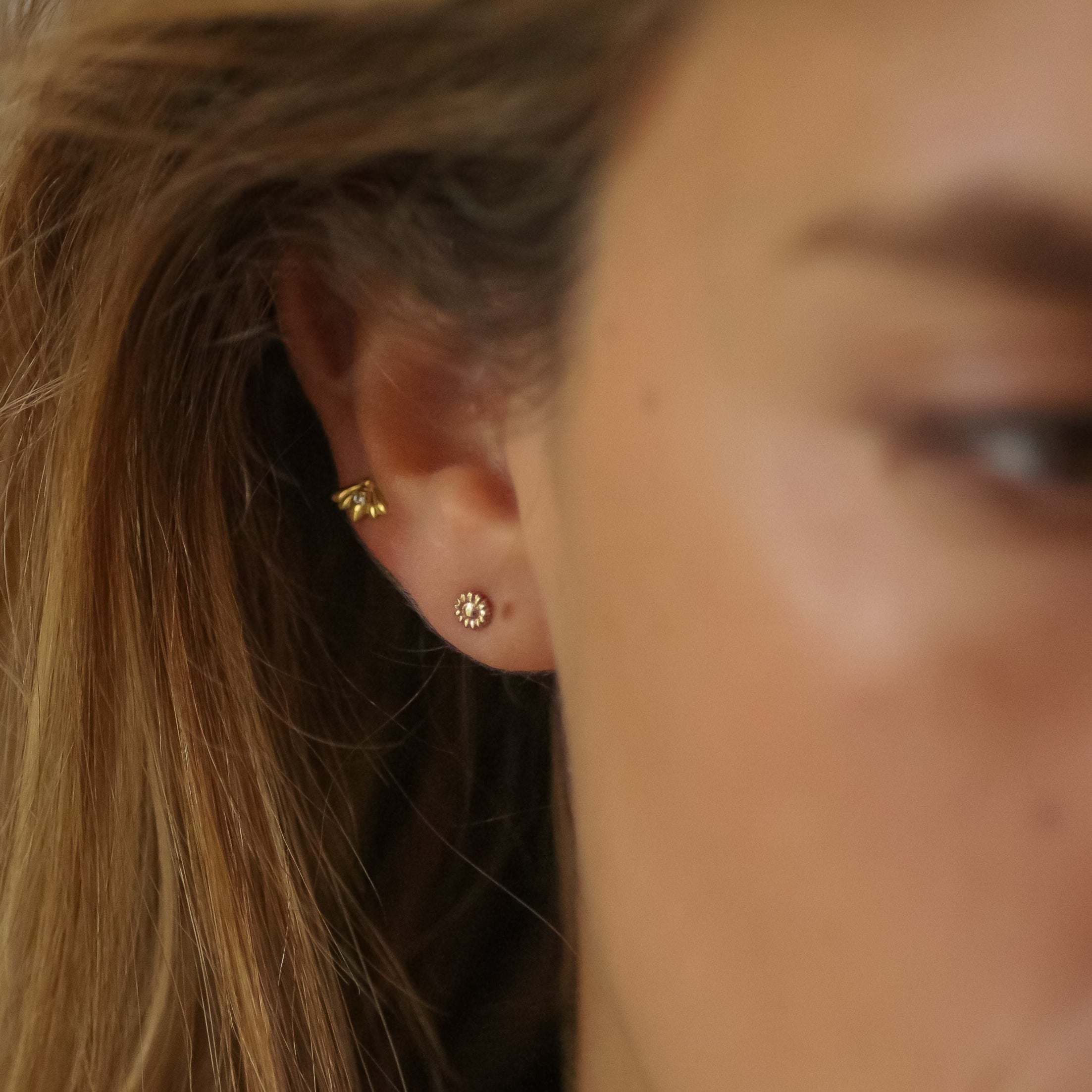 Bee & Sunflower Stud set