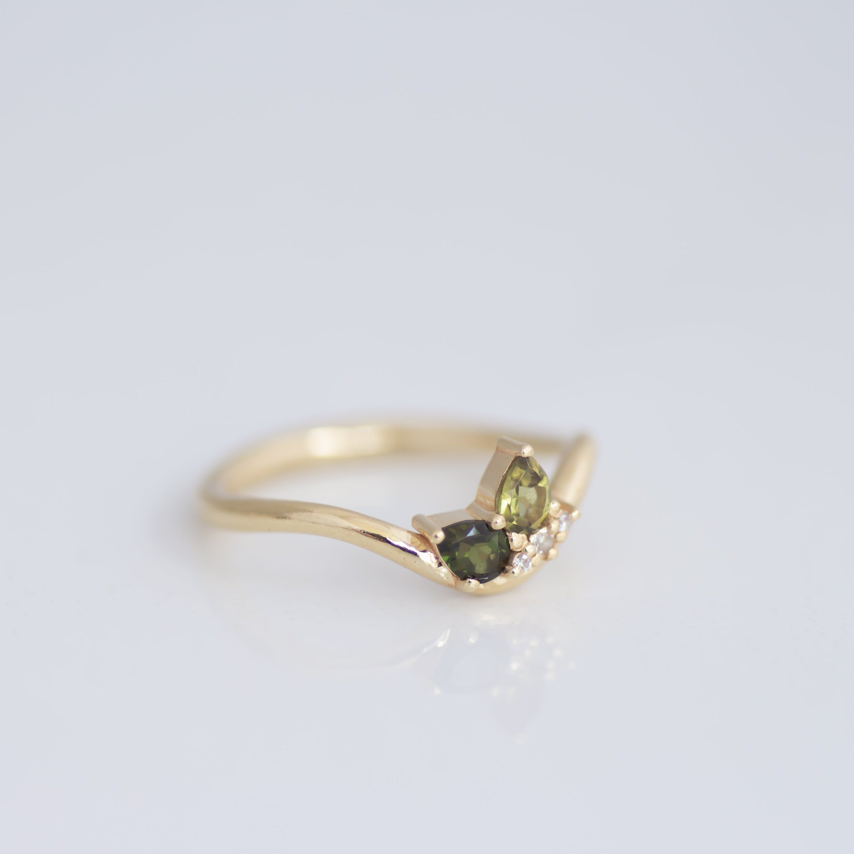 Meadow Cluster ring 14k gold