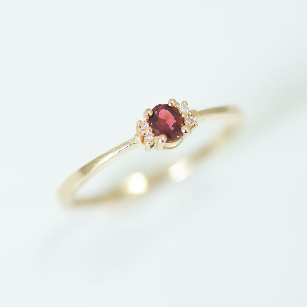 Scarlet Ivy ring 14k gold