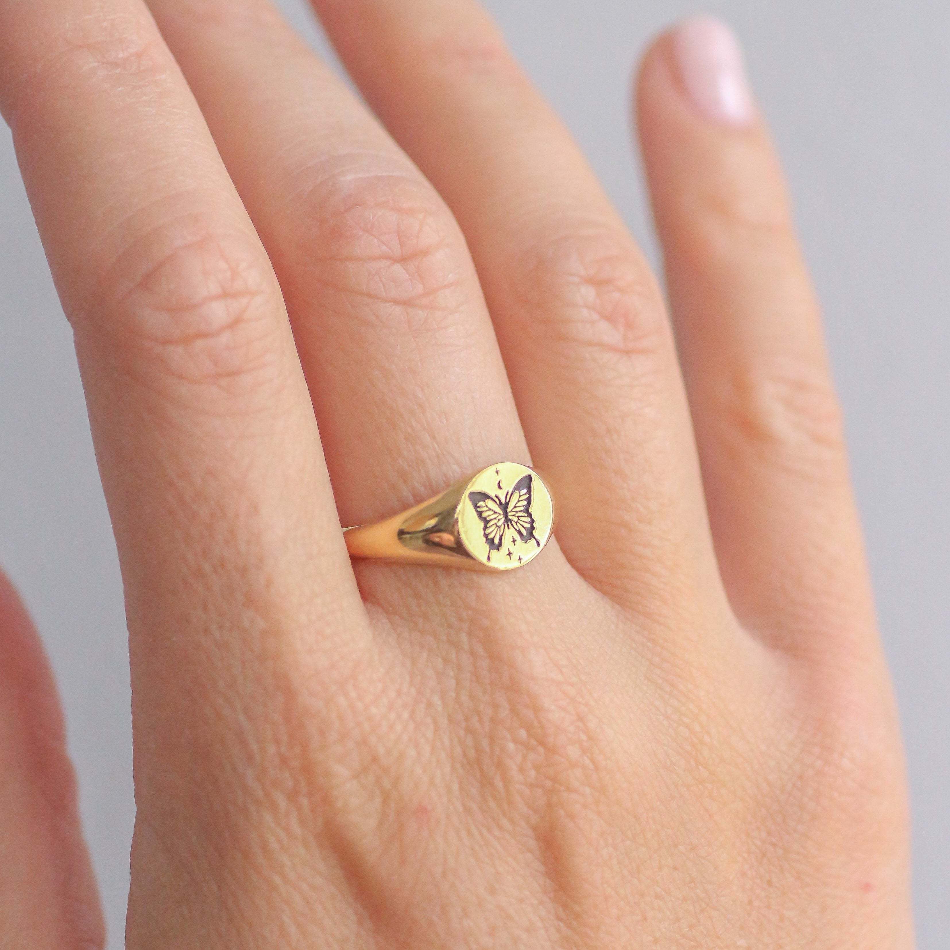 Butterfly Signet ring 14k gold