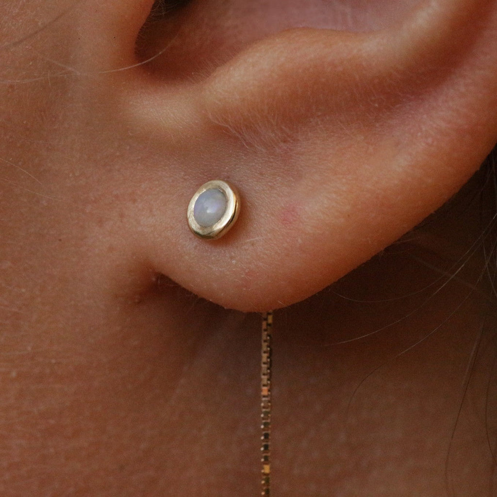 Opal chain stud 14k gold