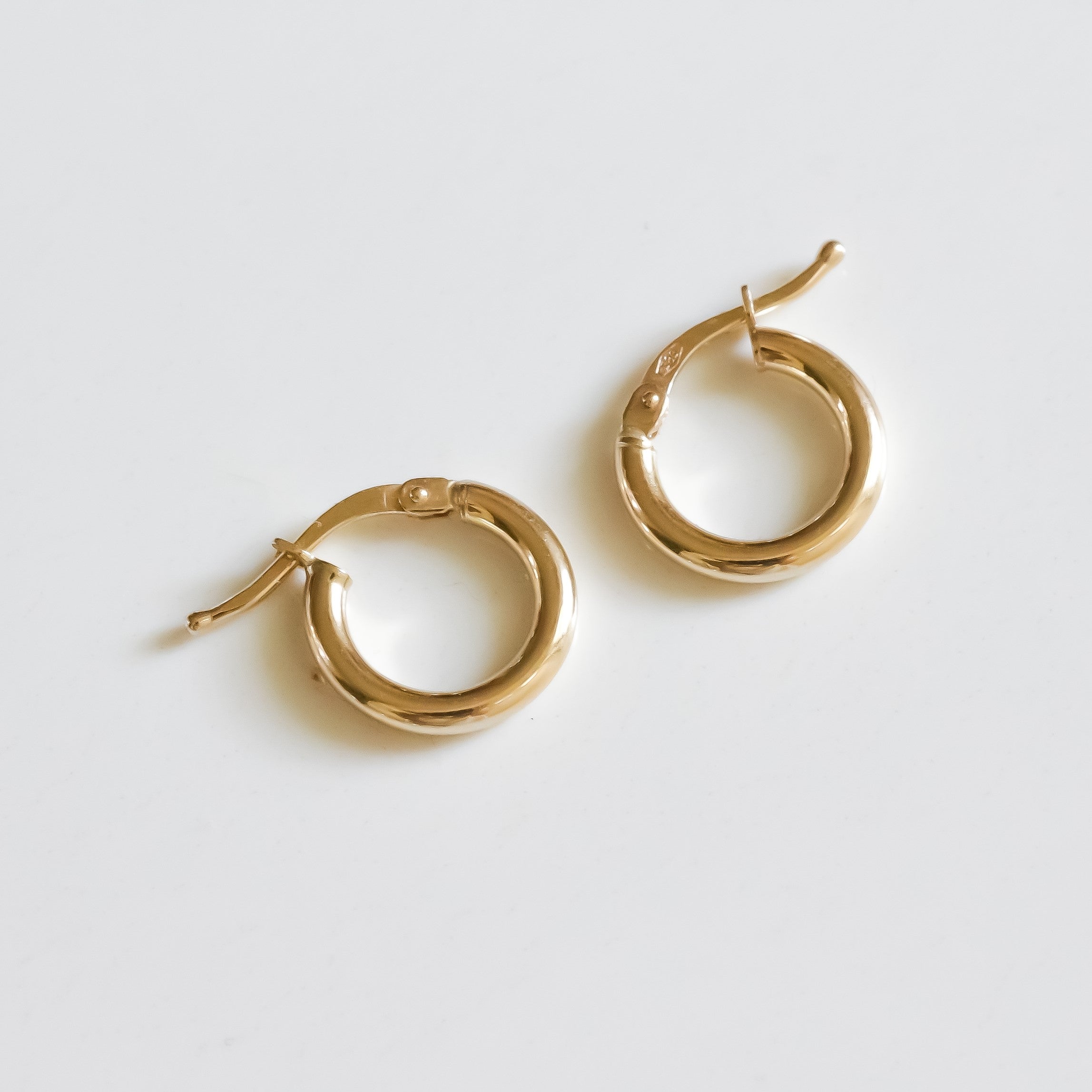 Small chunky hoops