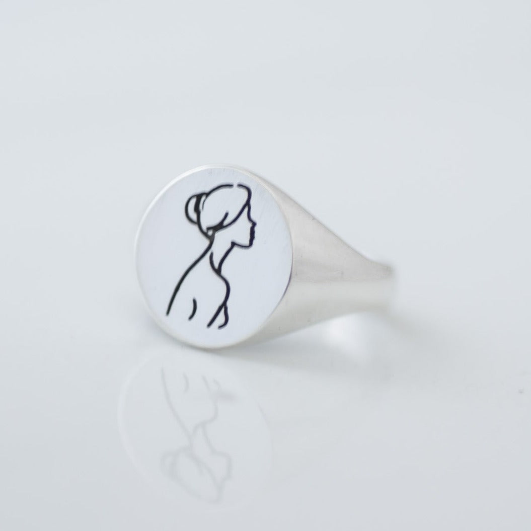 Venus Signet Ring silver