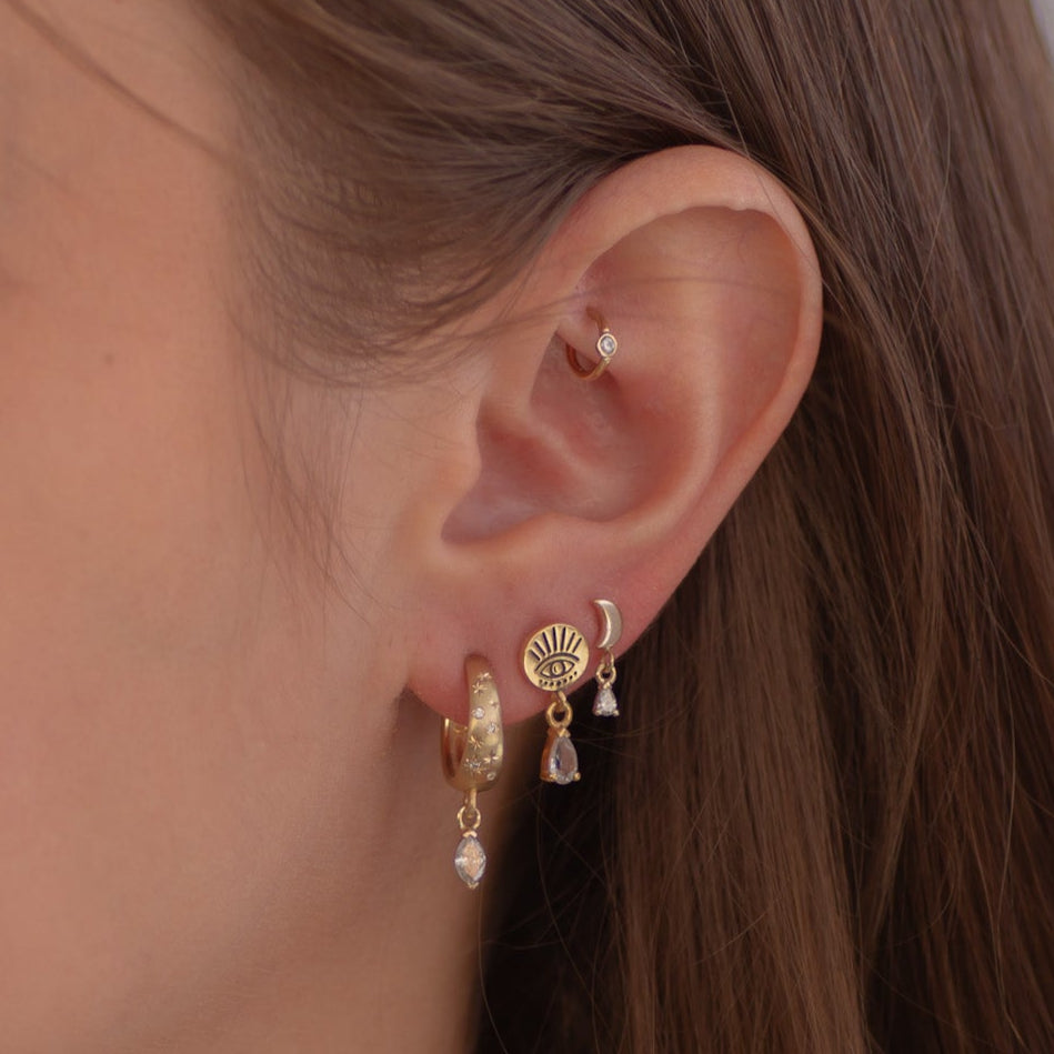 Eye of the Universe Diamond earring 14k gold