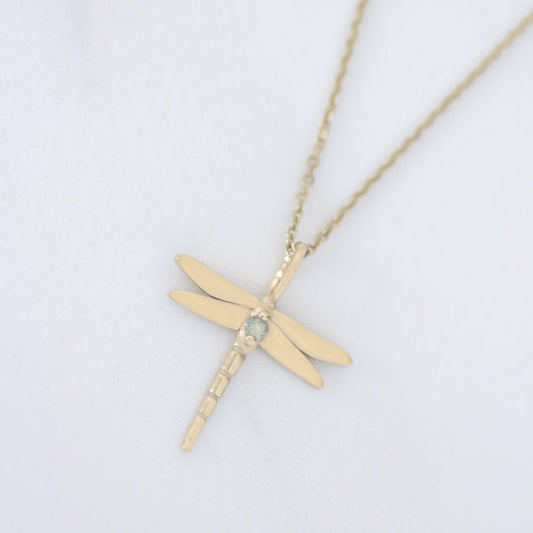 Dragonfly Green Sapphire necklace 14k gold