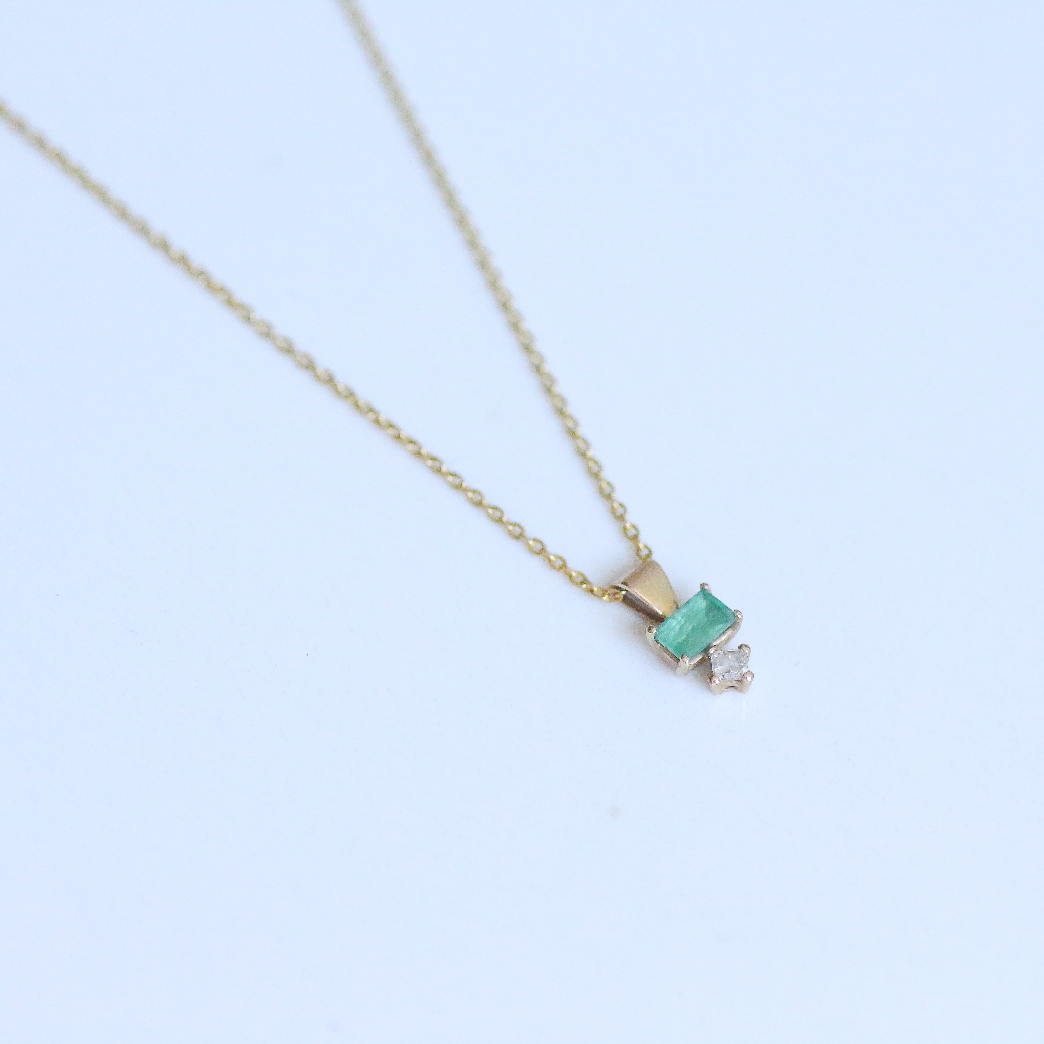 Aurora necklace 14k gold