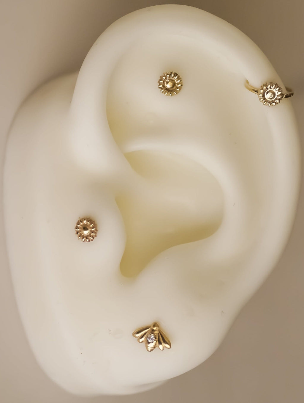 Tiny Piercing stud 14k gold