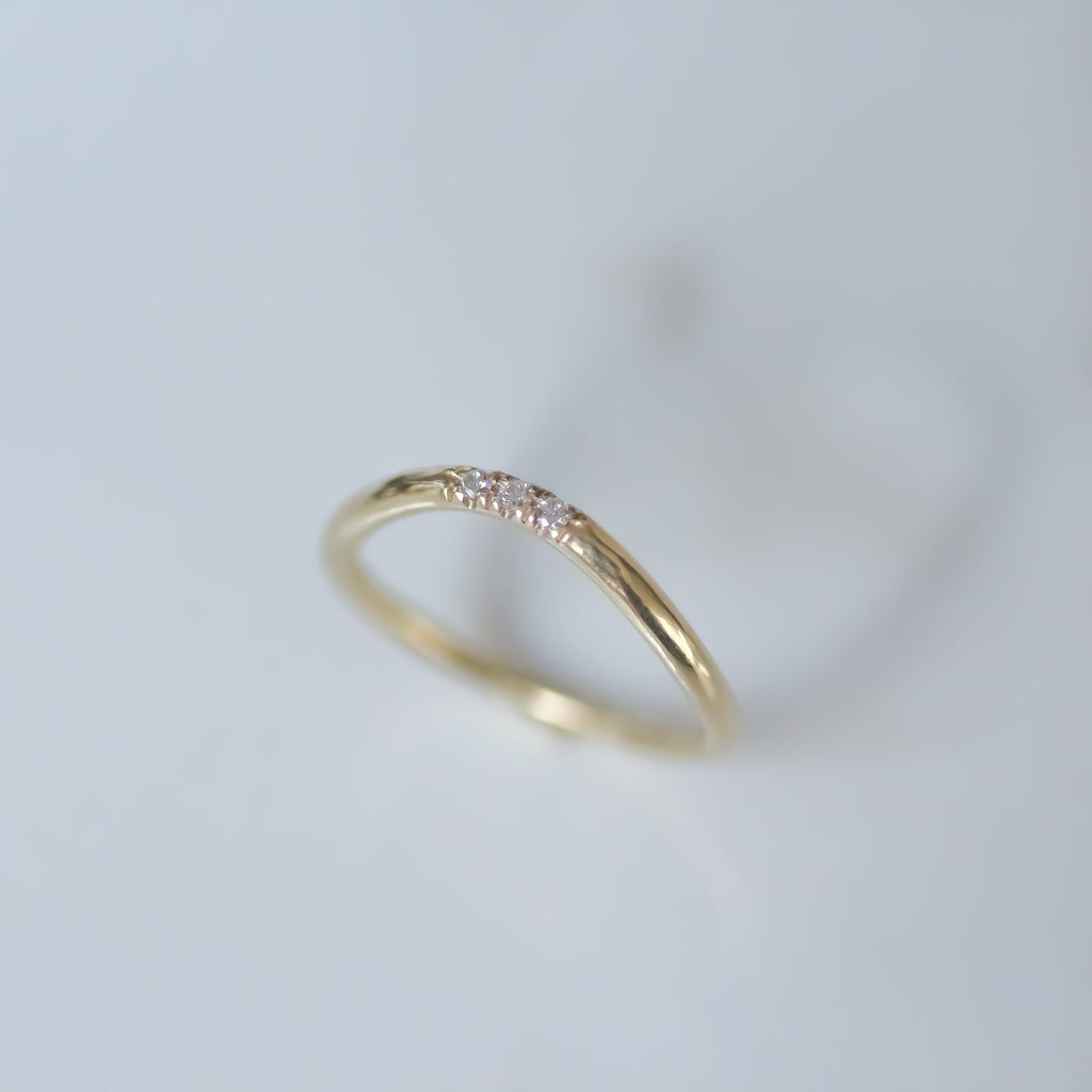 Triple diamond ring 14k gold