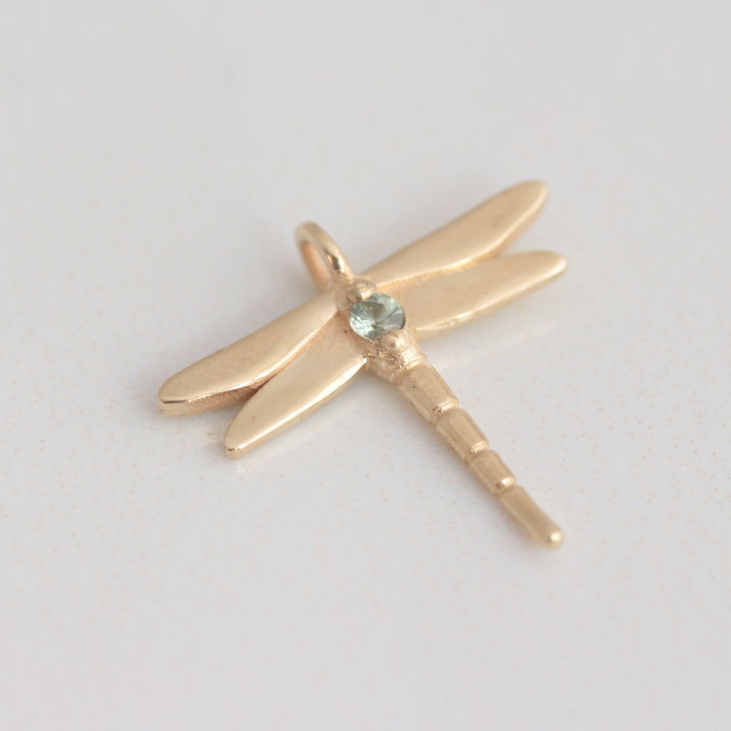 Dragonfly Green Sapphire necklace 14k gold