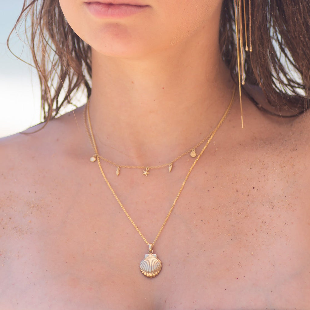 Scallop Seashell Pendant in 14K Gold