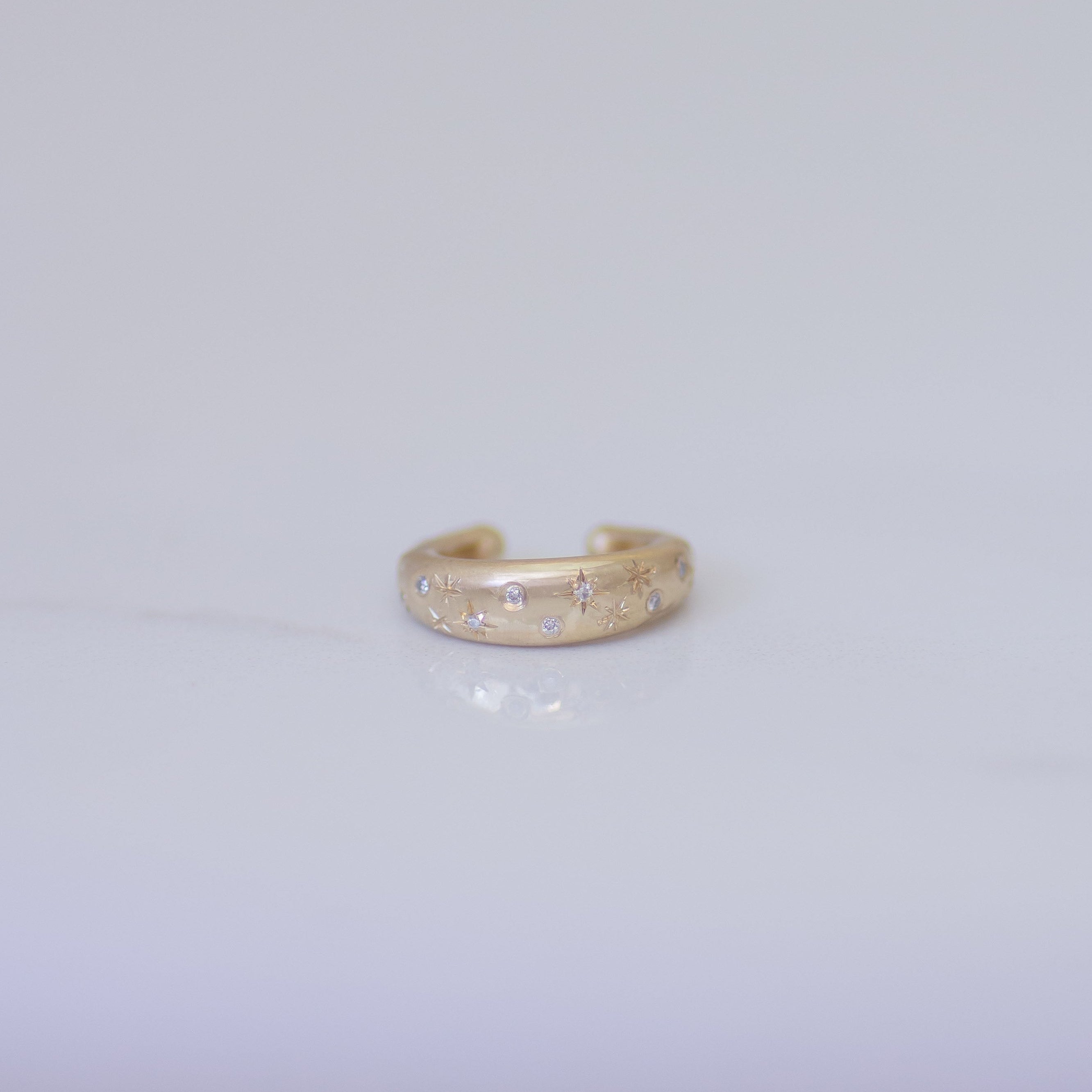 Sea of Stars Ear Cuff in 14K Gold