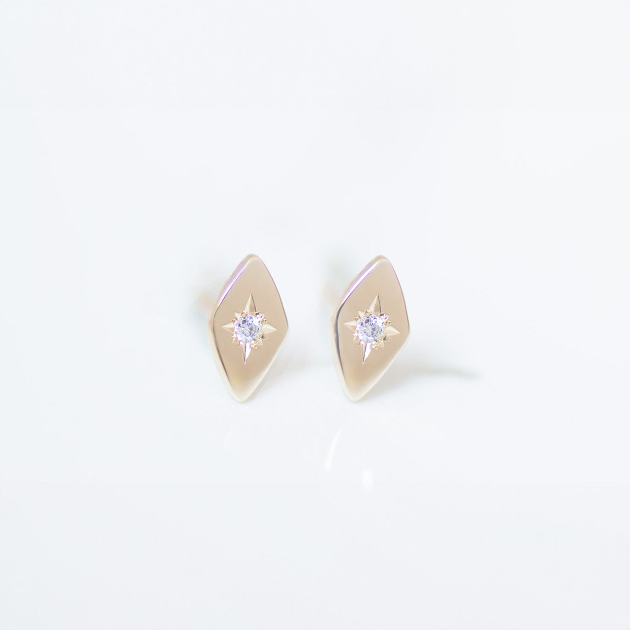 Marquise stud earring 14k gold