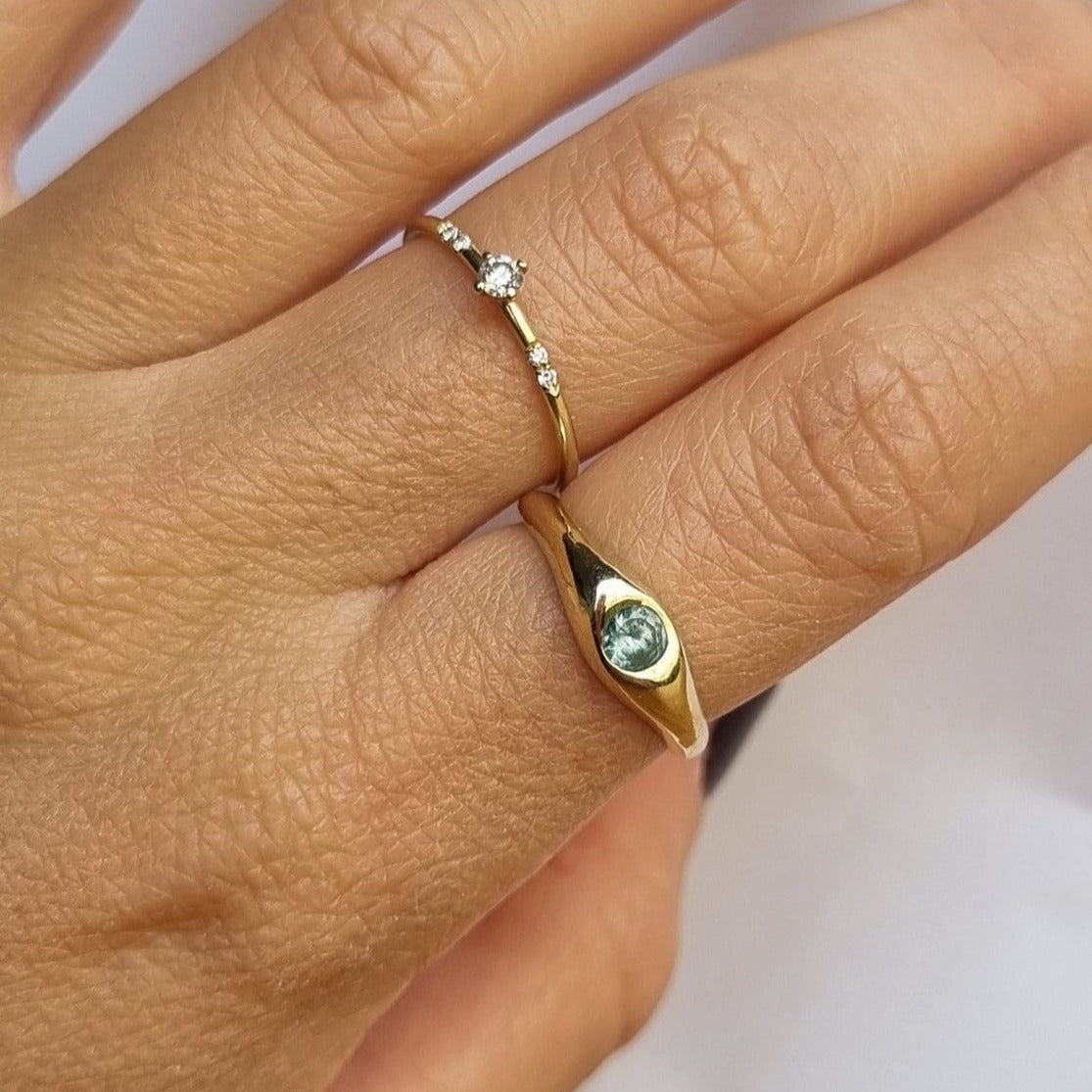 Green Sapphire ring 14k gold