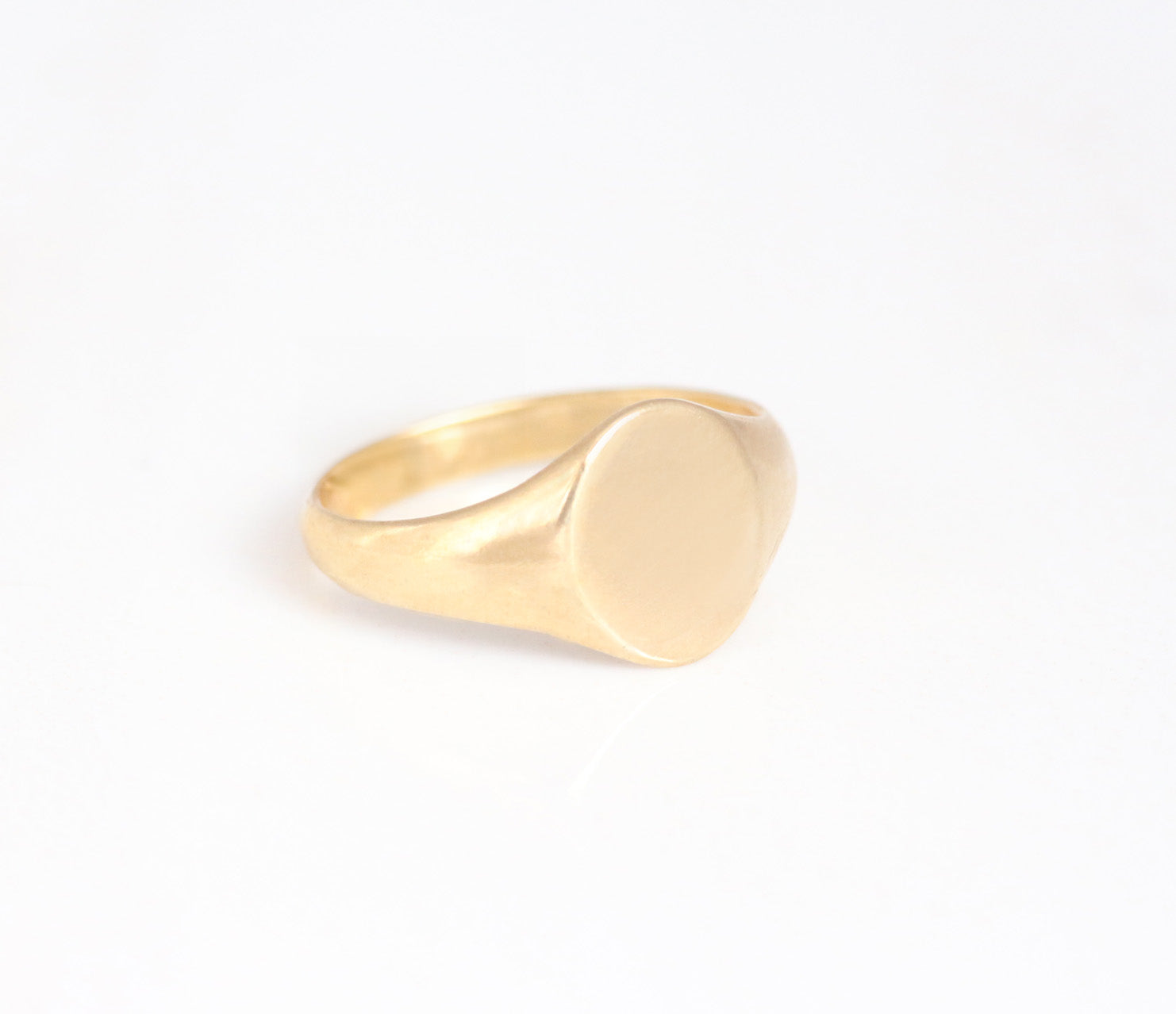 Custom Oval Signet Ring 14k gold