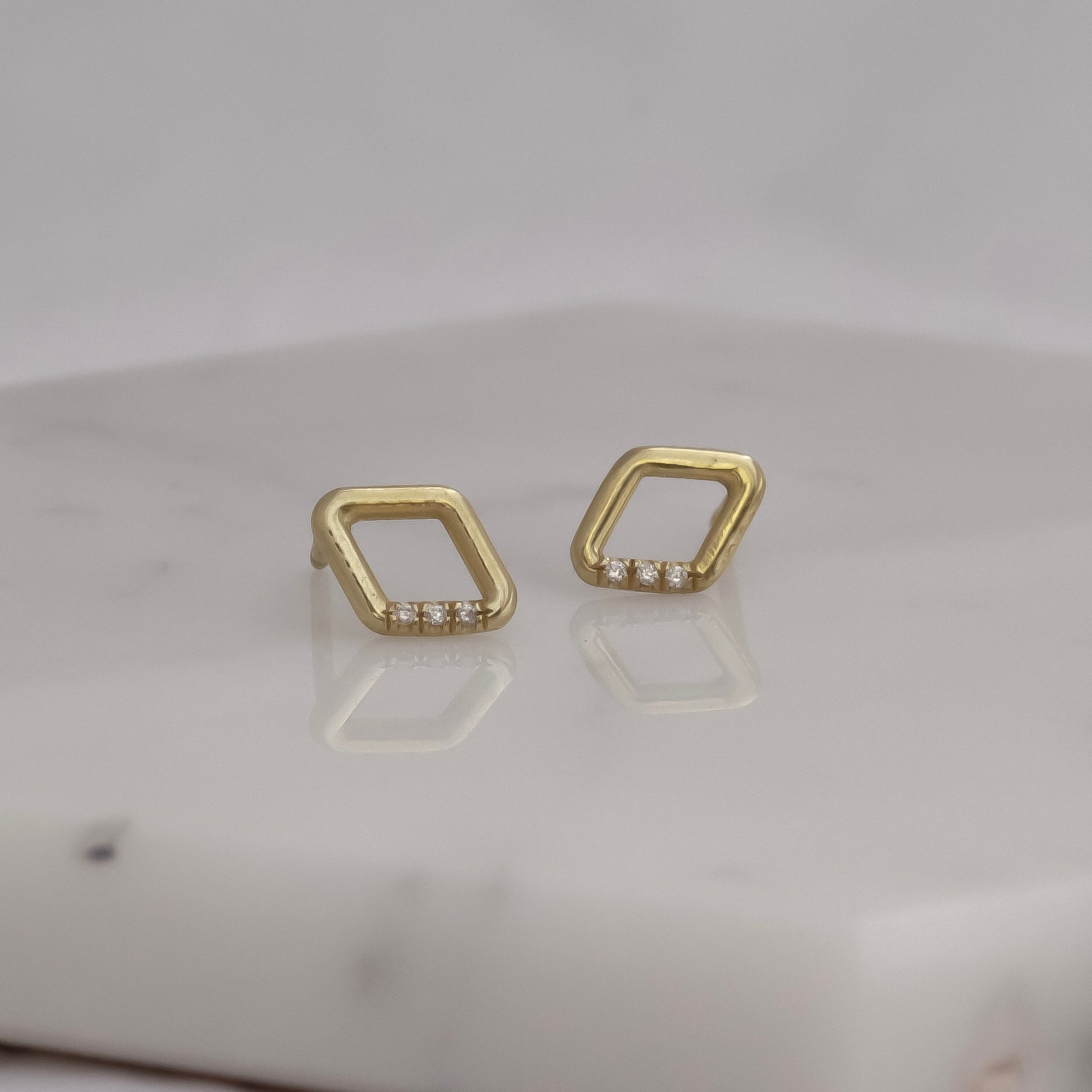 Marquise studs 14k gold