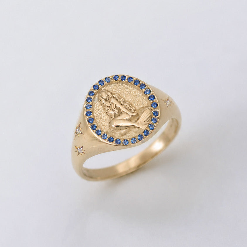 Siren Sapphire Signet Ring in 14K Gold