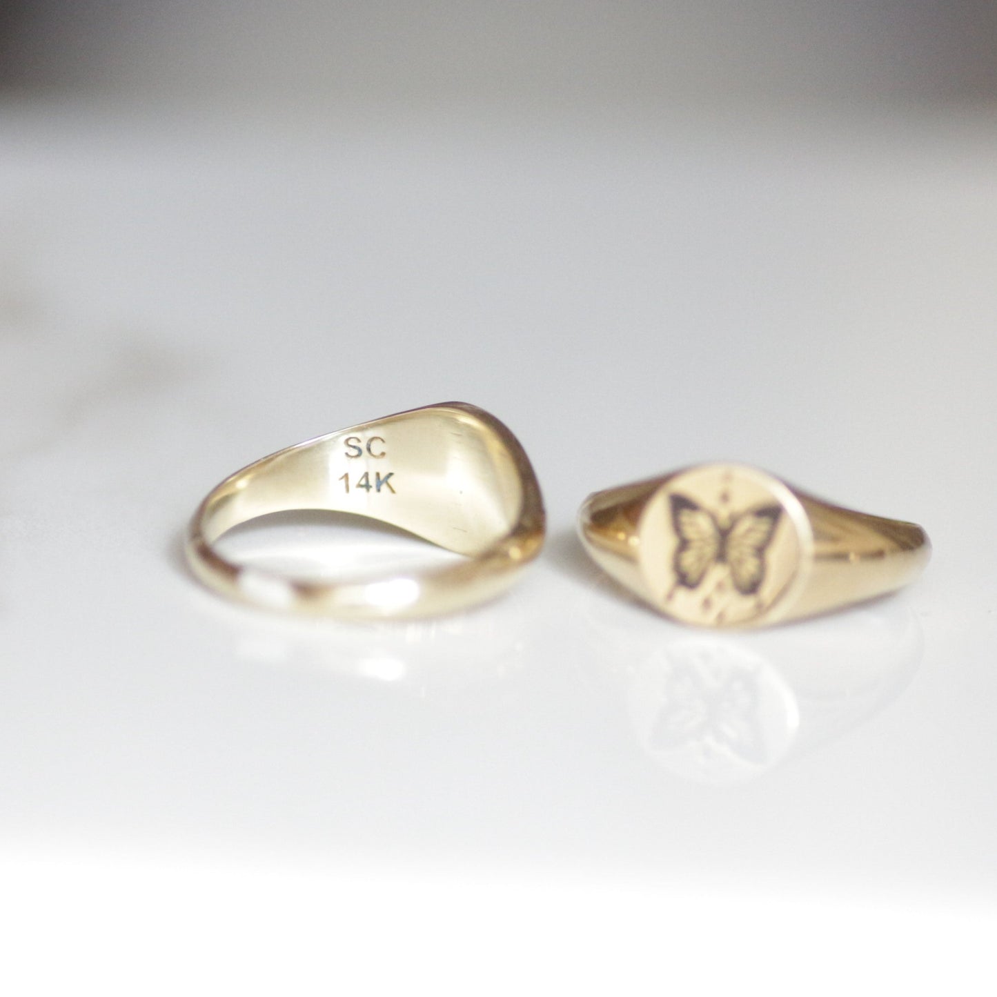 Butterfly Signet ring 14k gold